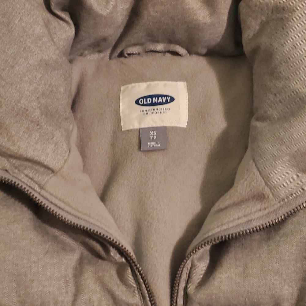 Old Navy Vest - Picture 2 of 3